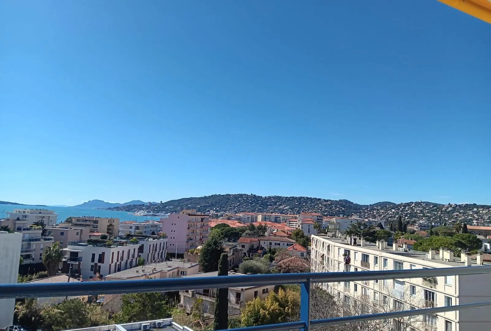 3 Pieces Vue Mer - Clim - 5 Min De La Plage A Pied Antibes 0*,  France