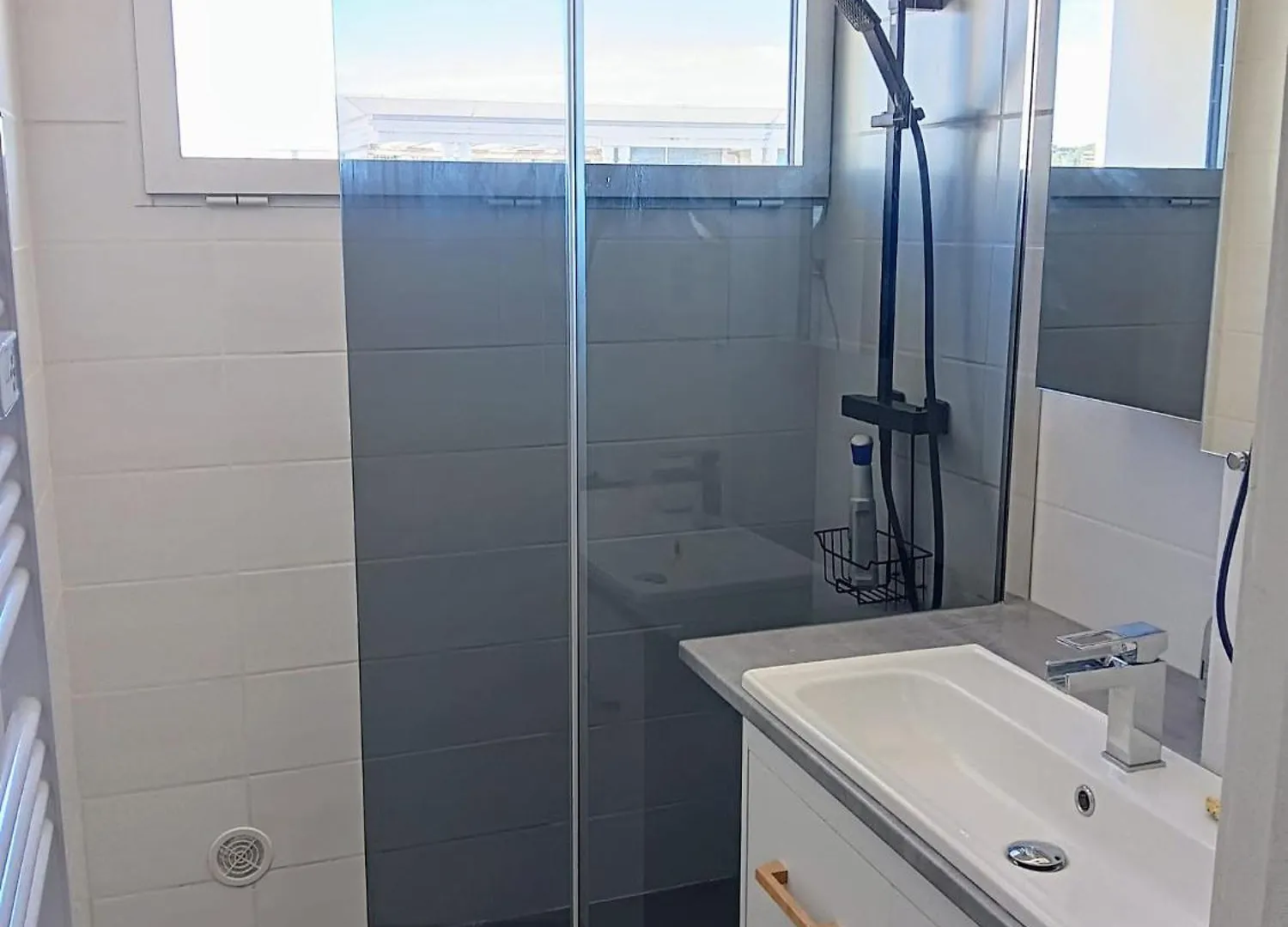 3 Pieces Vue Mer - Clim - 5 Min De La Plage A Pied Antibes