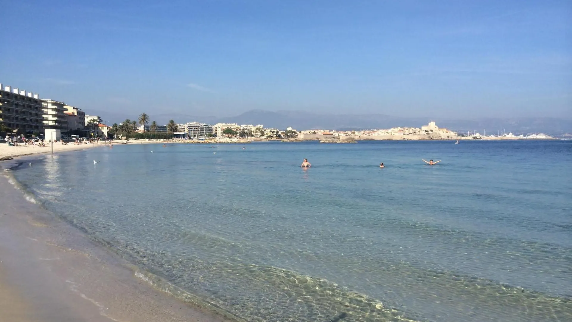 Apartment 3 Pieces Vue Mer - Clim - 5 Min De La Plage A Pied Antibes